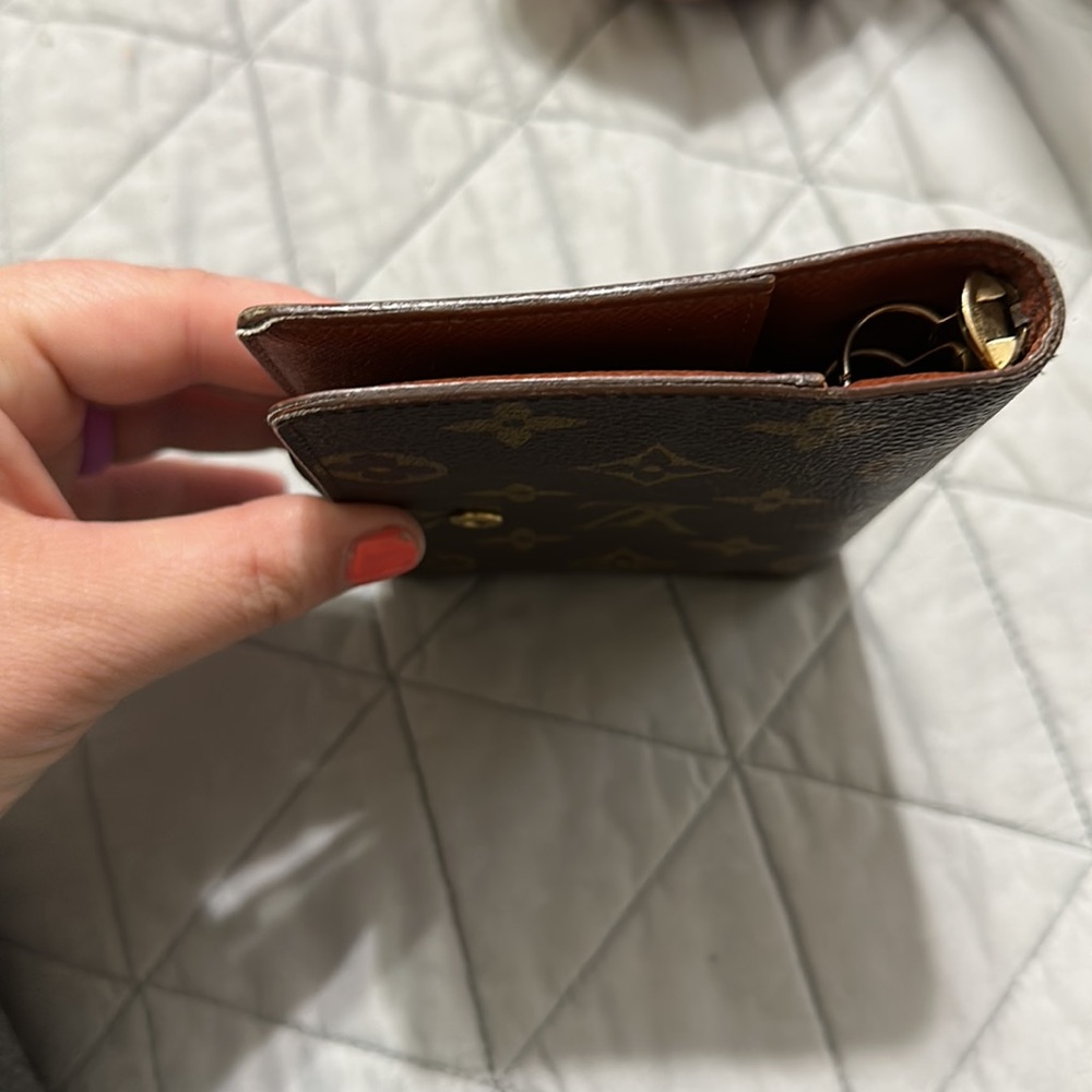 Louis Vuitton Small Ring Agenda Cover - Picture 7 of 7